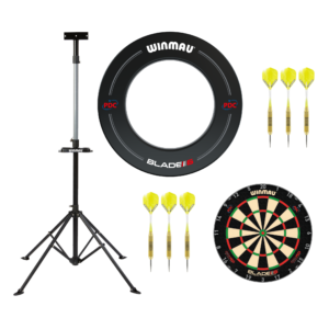 De staander combo deal bevat een staander, dartboard, pijltjes en een surround